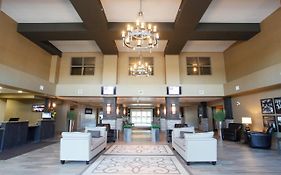 Pomeroy Inn & Suites At Olds College